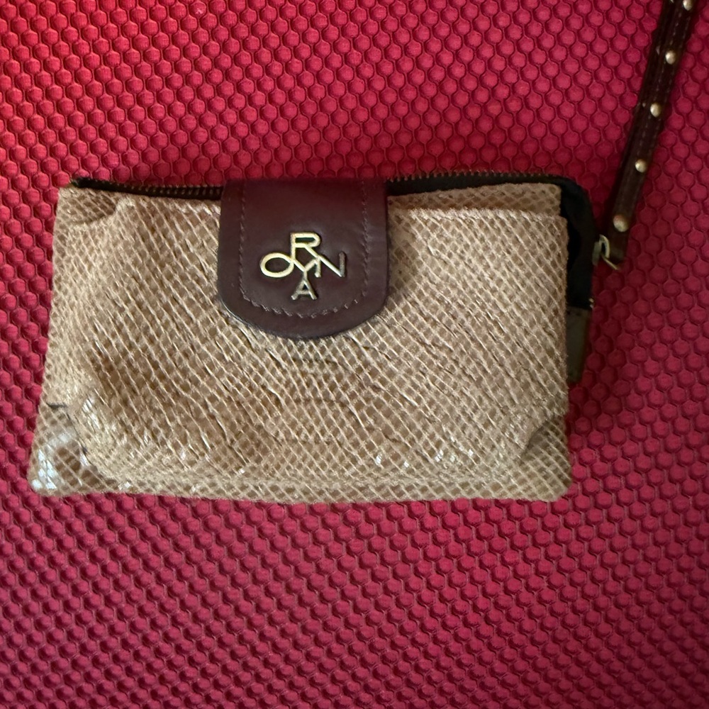 Oryany phone wristlet wallet clutch NWOT